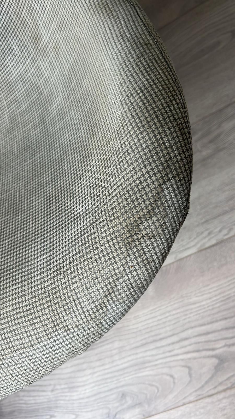 Bruine kring in je bank of stoel na schoonmaken? Dit is de oorzaak