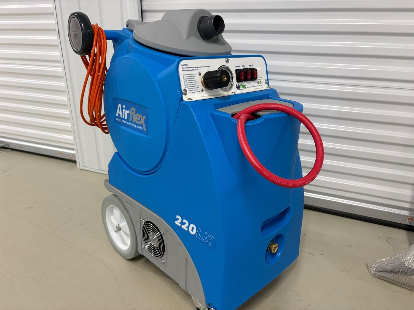 Sproei-extractiemachine Airflex 220LX voor dieptereiniging van projecttapijt